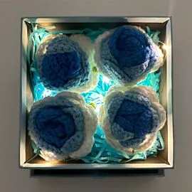 4 blue crochet rose in light up square box