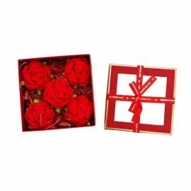 Crochet 5-Red Rose Head in Square Gift Box | Middle Size