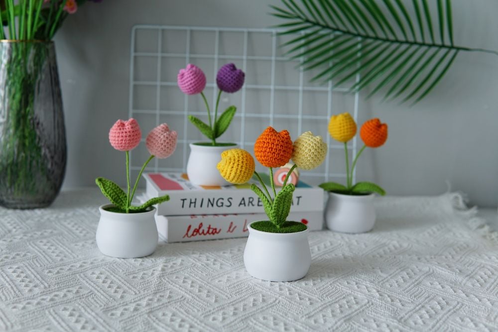 wholesale crochet tulips in pots